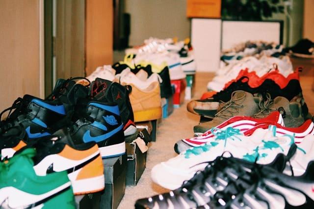 Manage pre-orders automatically